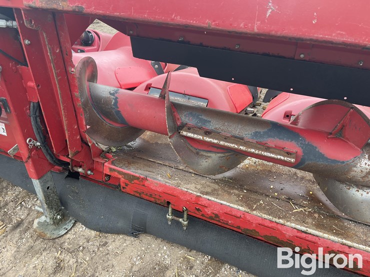 2011-case-ih-2606-image-16