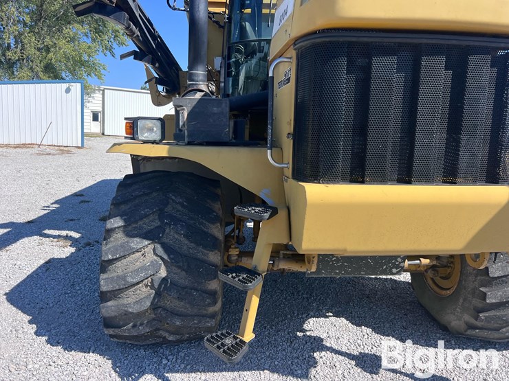ag-chem-terra-gator-8104-image-17