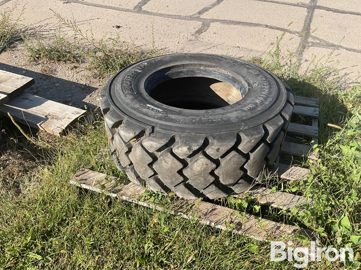 caterpillar-14-image-4