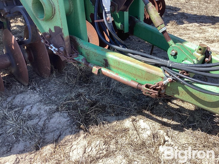 john-deere-726-image-12
