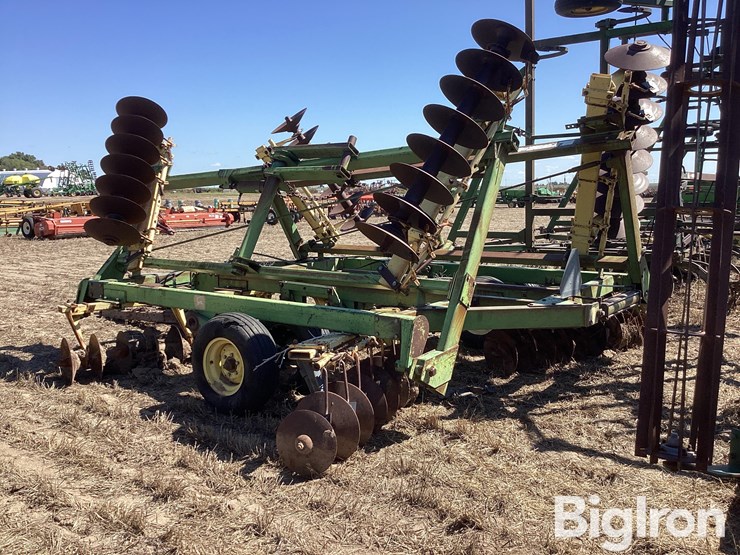 john-deere-t0330-image-7