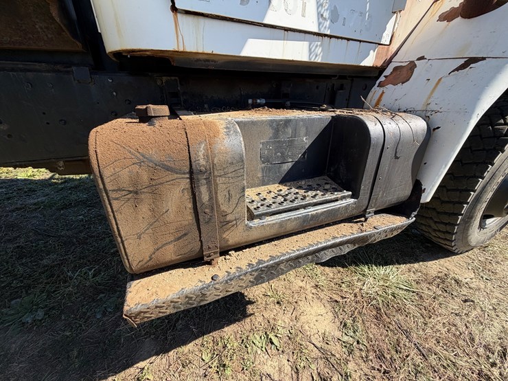 #29388-•-military-tandem-axle-dump-truck-image-23