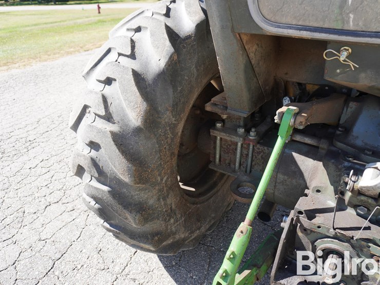 1990-john-deere-2555-image-10