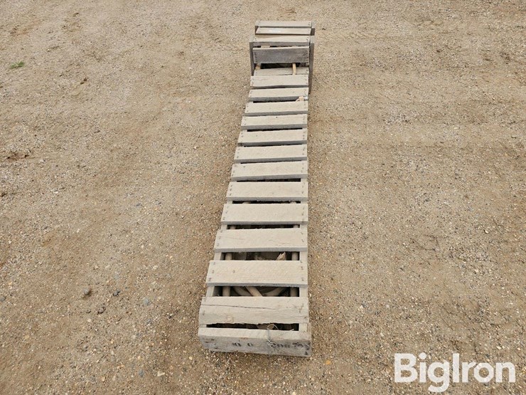 new-holland-l785-image-8