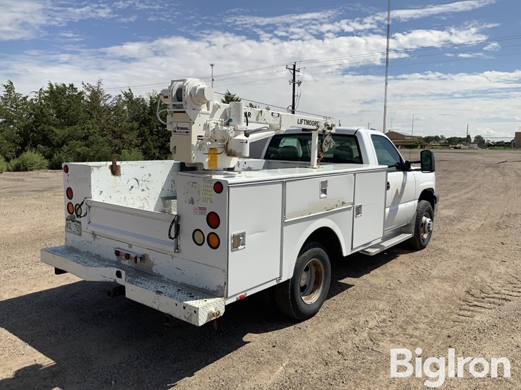 2004-chevrolet-silverado-3500-image-5