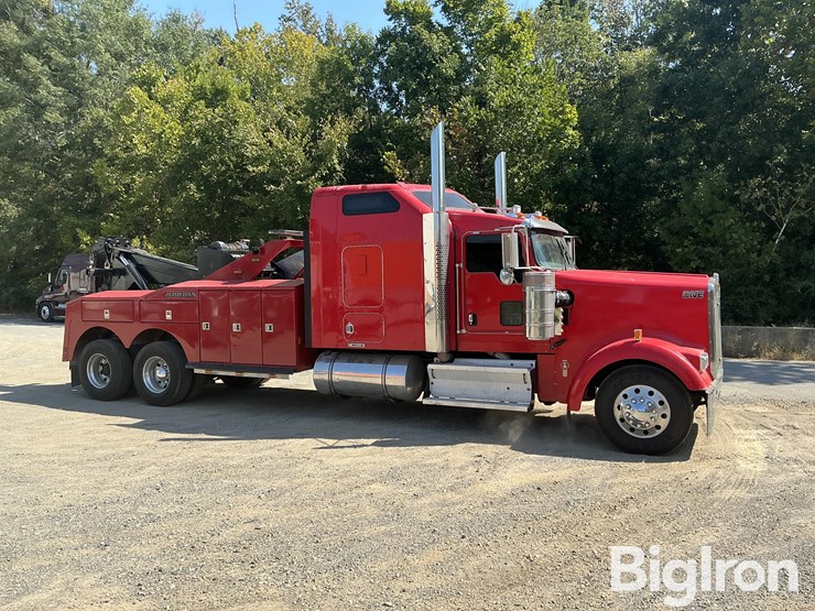 2009-kenworth-w900-image-4