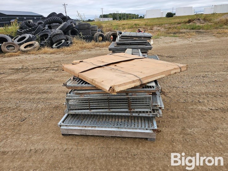 new-holland-25-image-4