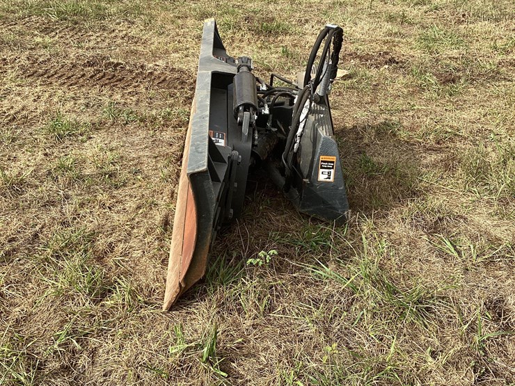 2022-john-deere-96-image-8