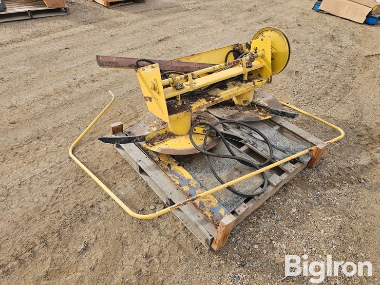 new-holland-70-image-1