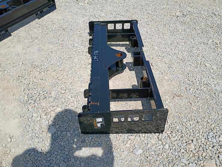 #l39-036-•-wolverine-multipurpose-frame-skid-steer-attachment-image-4