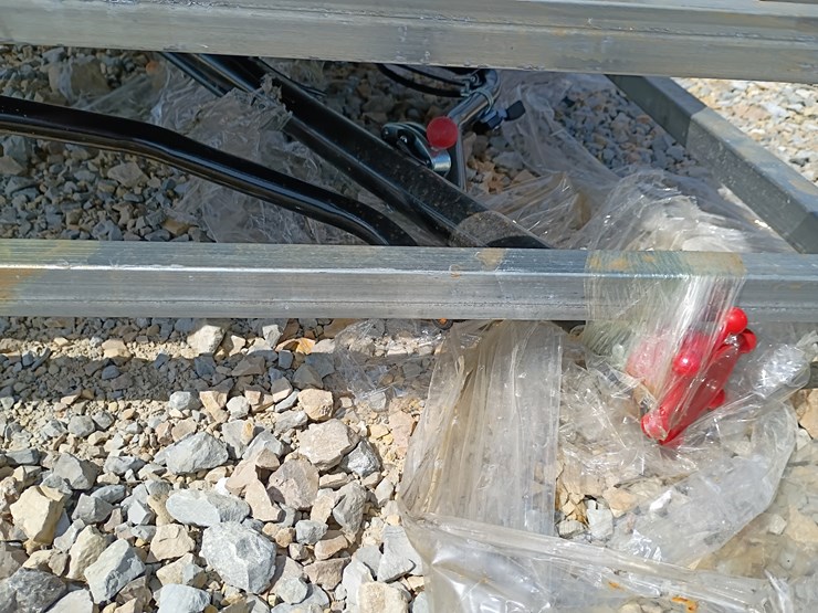 #l39-013-•-landhonor-walk-behind-power-trowel-image-5