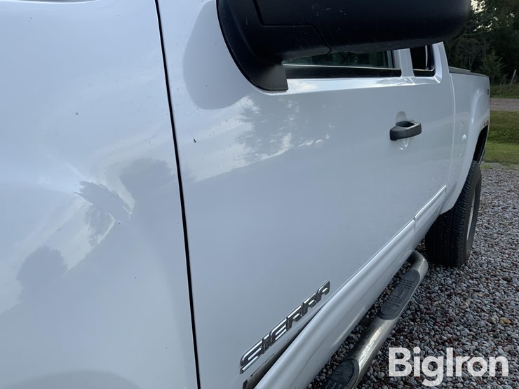 2010-gmc-sierra-1500-sle-image-14