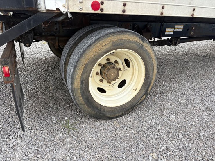 #29361-•-2009-hino-single-axle-box-truck-image-15