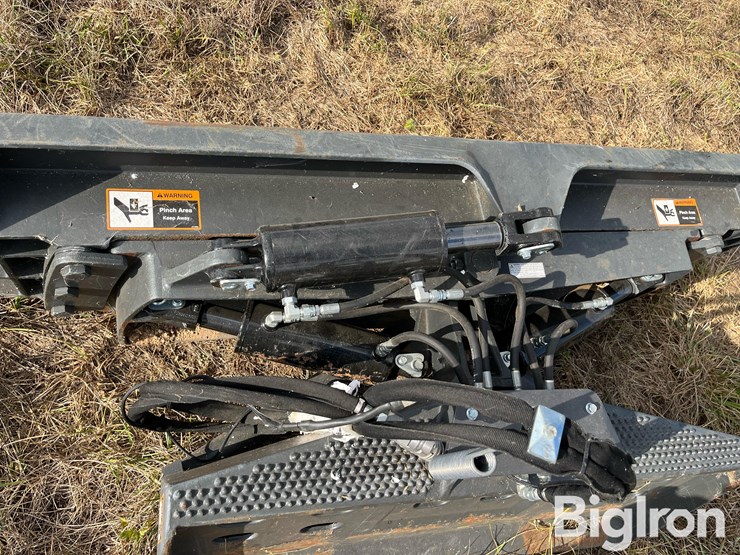 2022-john-deere-96-image-13