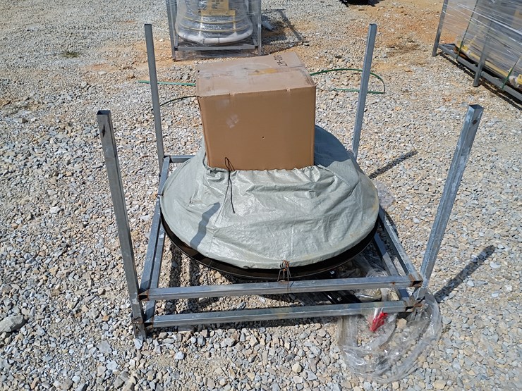 #l39-013-•-landhonor-walk-behind-power-trowel-image-4