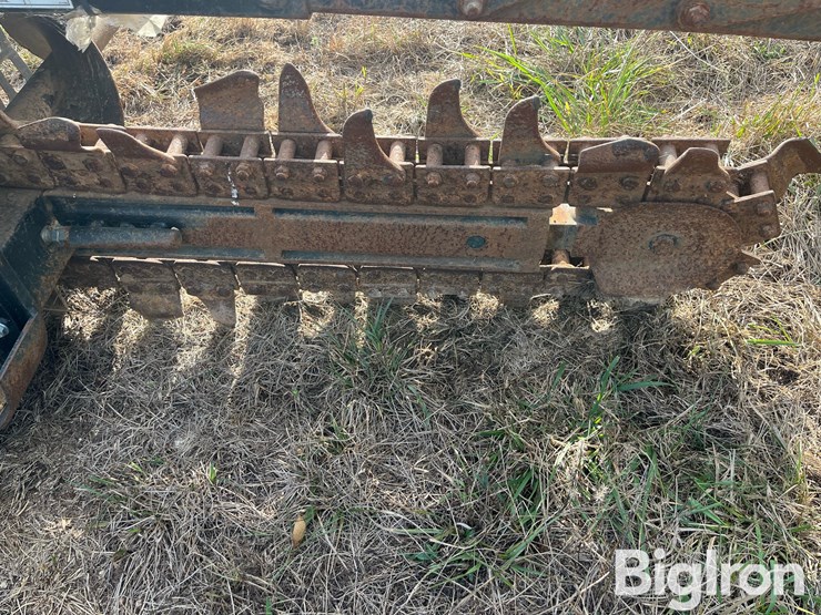 2019-john-deere-27-image-16