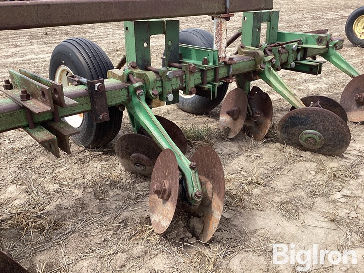 john-deere-28-image-18