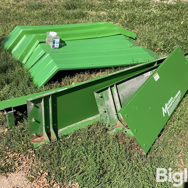 JOHN DEERE S660
