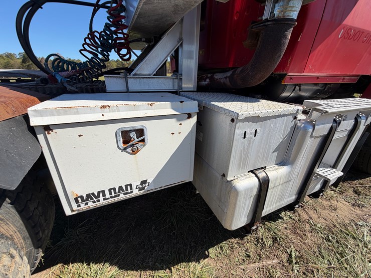 ford-l9000-image-24