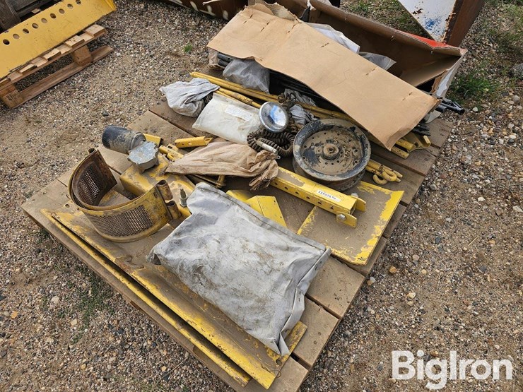 new-holland-116-image-1