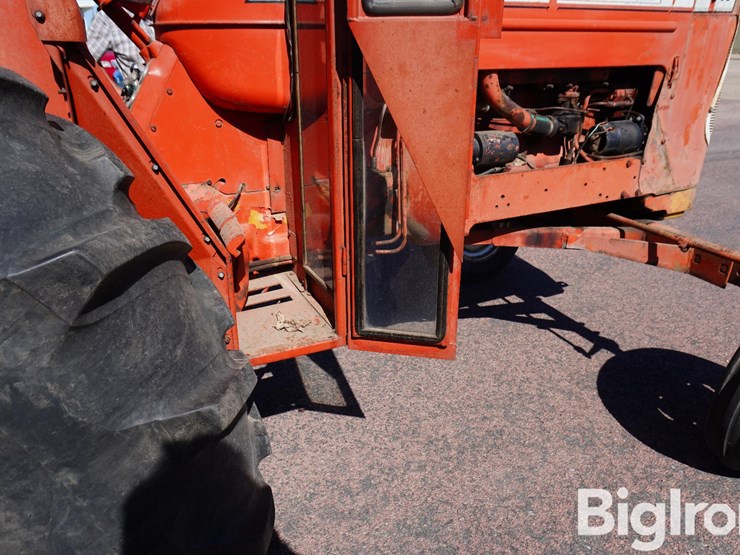 1962-allis-chalmers-d19-image-16