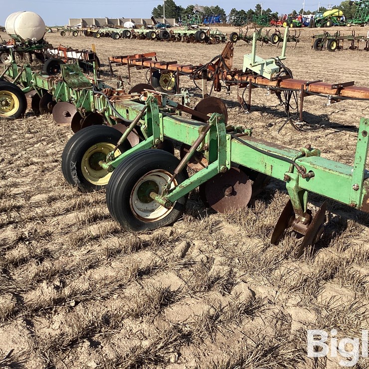 JOHN DEERE 30