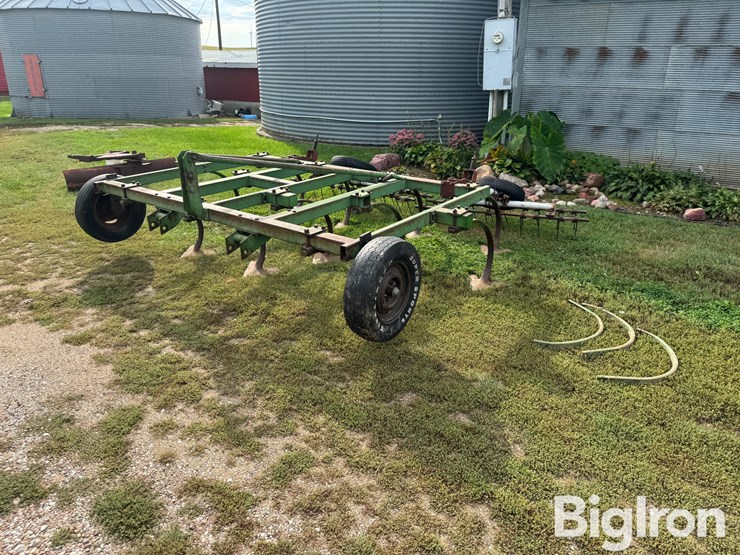 john-deere-1600-image-1