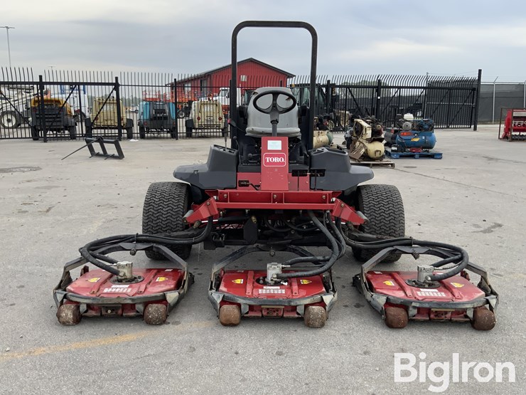 toro-groundsmaster-4500d-image-2