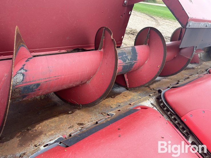 2011-case-ih-2606-image-17