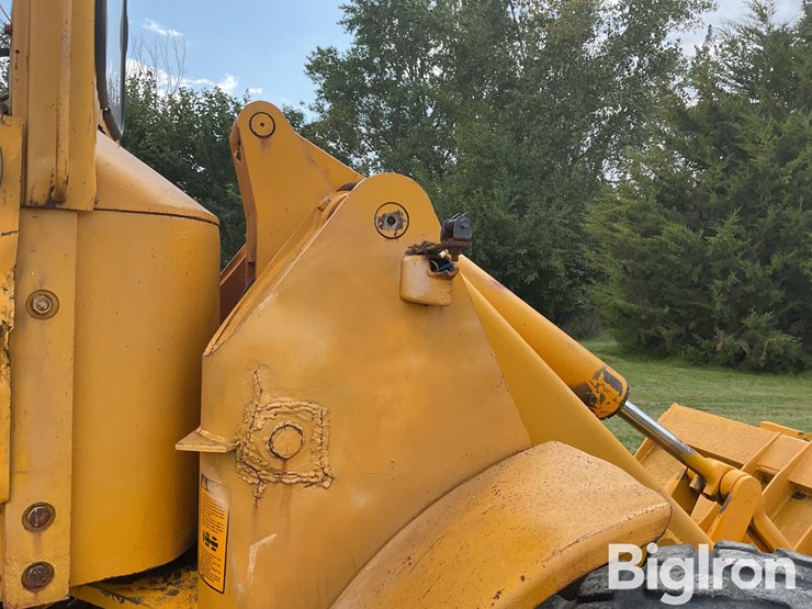 john-deere-544-image-16