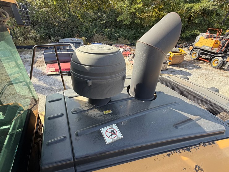 caterpillar-966m-image-41
