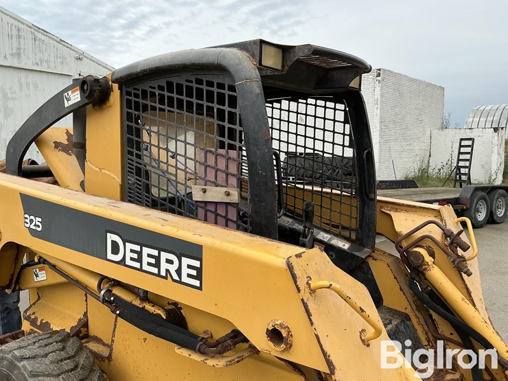2009-john-deere-325-image-13