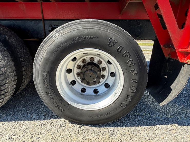 #29386-•-peterbilt-quad-axle-flatbed-truck-image-9