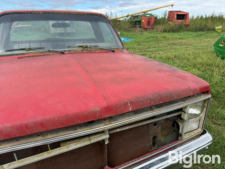 1985-chevrolet-custom-deluxe-20-image-12