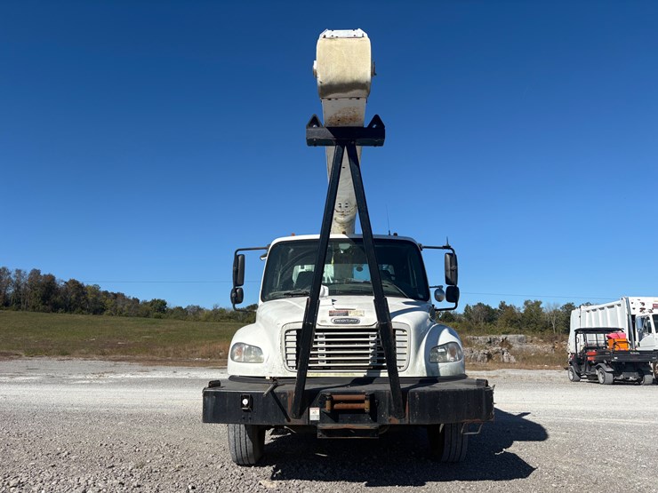 #29360-•-freightliner-m2-single-axle-bucket-truck-image-6
