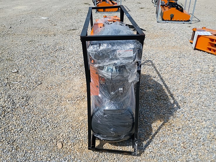 #l39-009-•-40-gallon-2-stage-truck-mounted-air-compressor-image-7