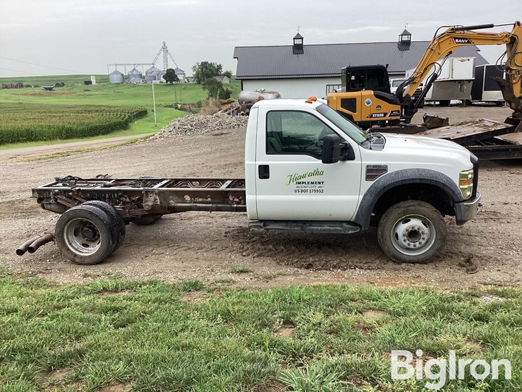 2008-ford-f550-xl-image-4