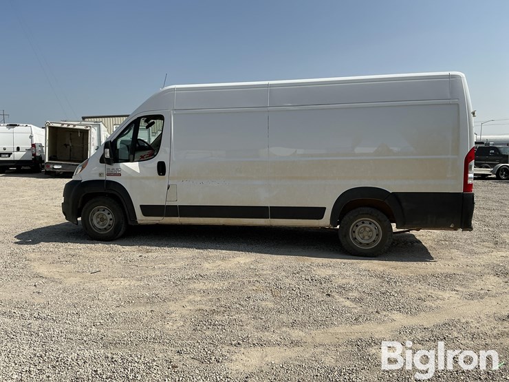 2021-dodge-3500-image-7