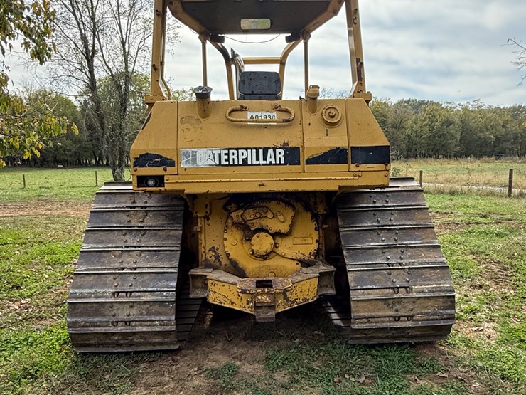 caterpillar-d4h-image-4