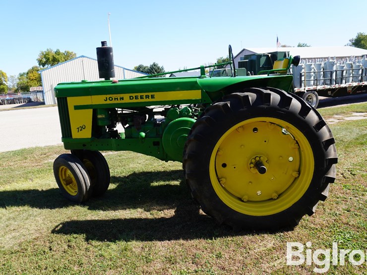 1957-john-deere-720-image-8