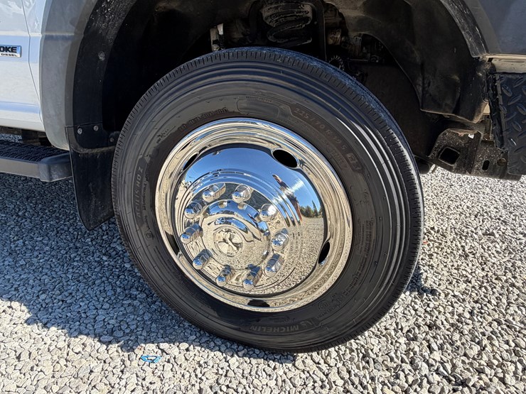 2017-ford-f450-xl-image-12