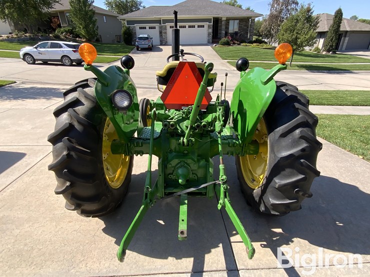 1971-john-deere-1020-image-6