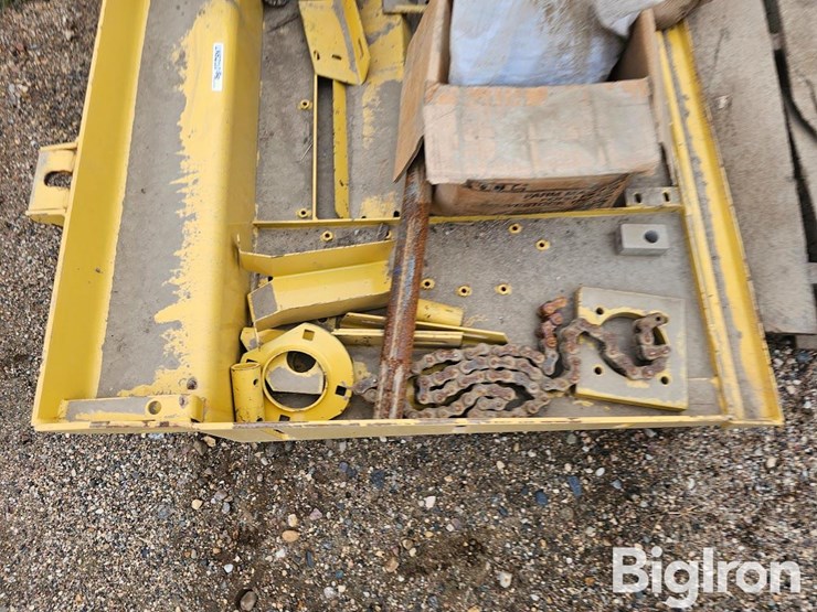 new-holland-tr75-image-9