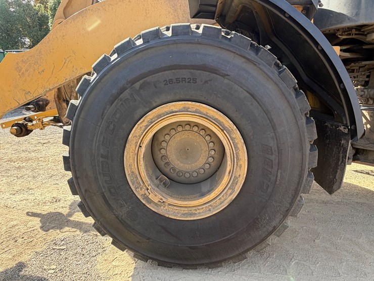 caterpillar-966m-image-11