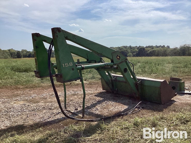 john-deere-158-image-5
