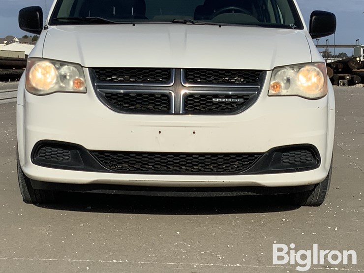 2011-dodge-caravan-image-9
