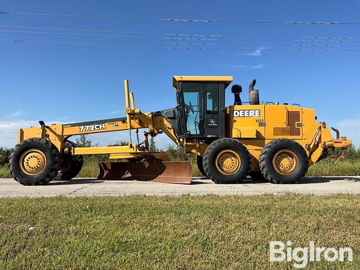 2002-deere-772ch-image-8