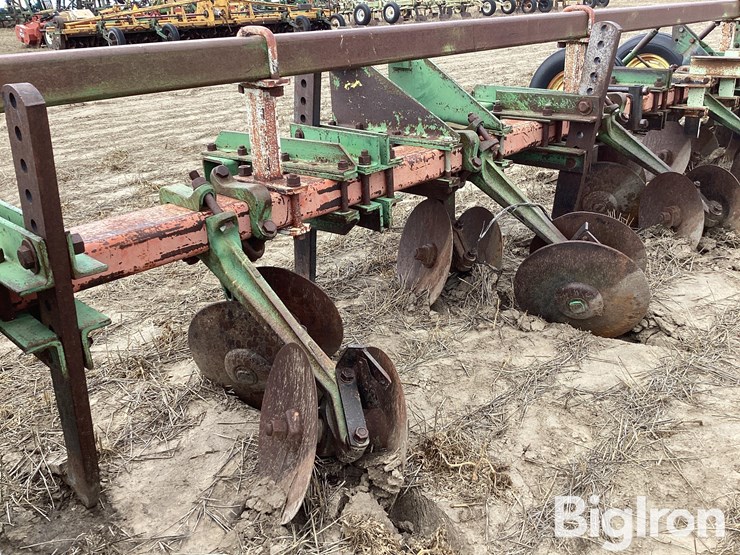 john-deere-28-image-15