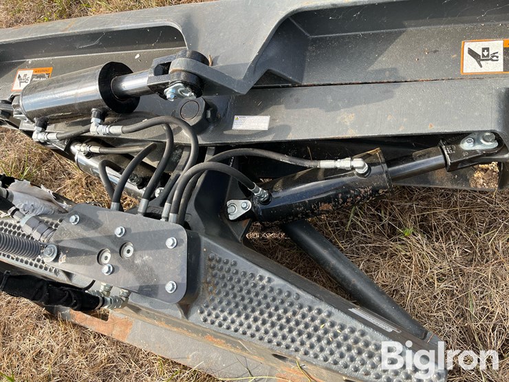 2022-john-deere-96-image-15