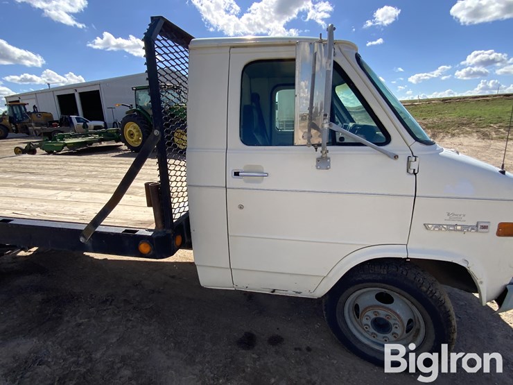 1995-gmc-3500-image-13